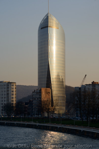 tour des finances à Liège